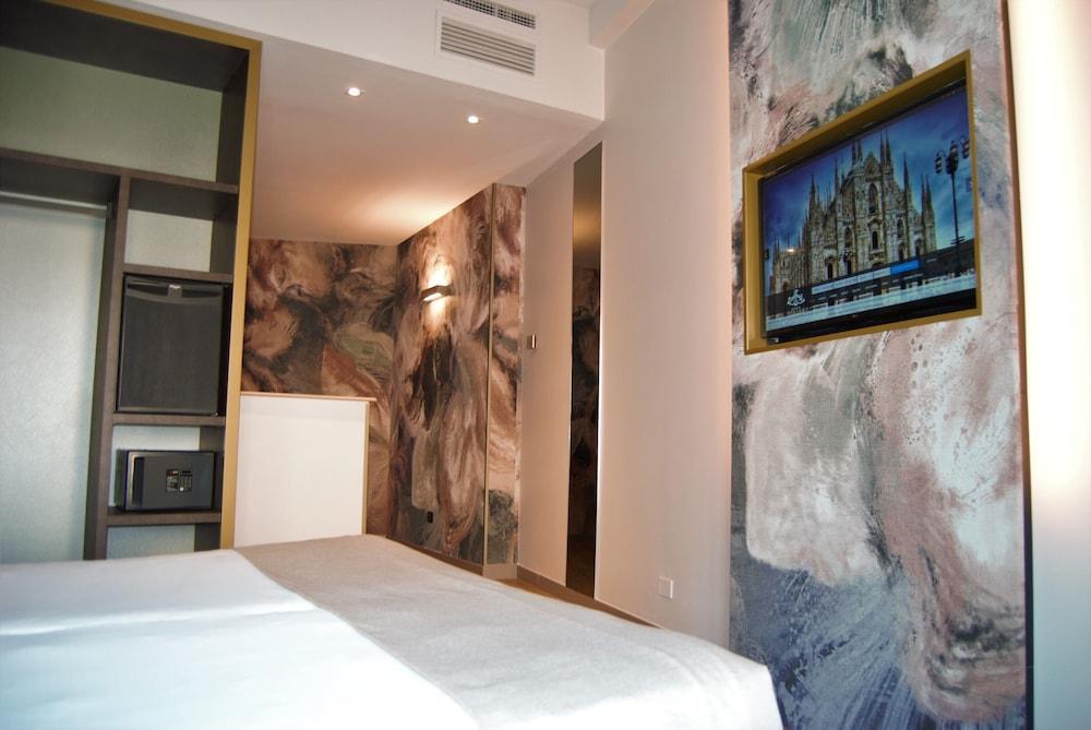 Mokinba Hotels King Milan Bagian luar foto