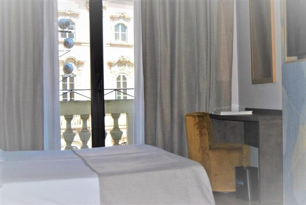 Mokinba Hotels King Milan Bagian luar foto