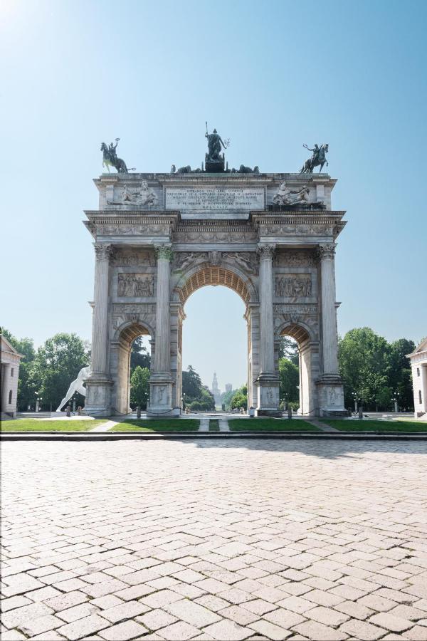 Mokinba Hotels King Milan Bagian luar foto