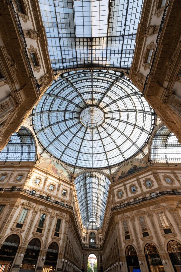Mokinba Hotels King Milan Bagian luar foto