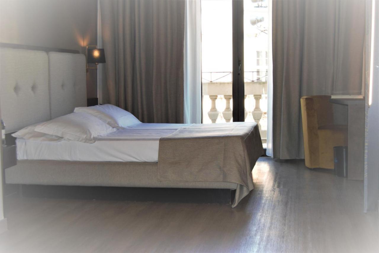Mokinba Hotels King Milan Bagian luar foto