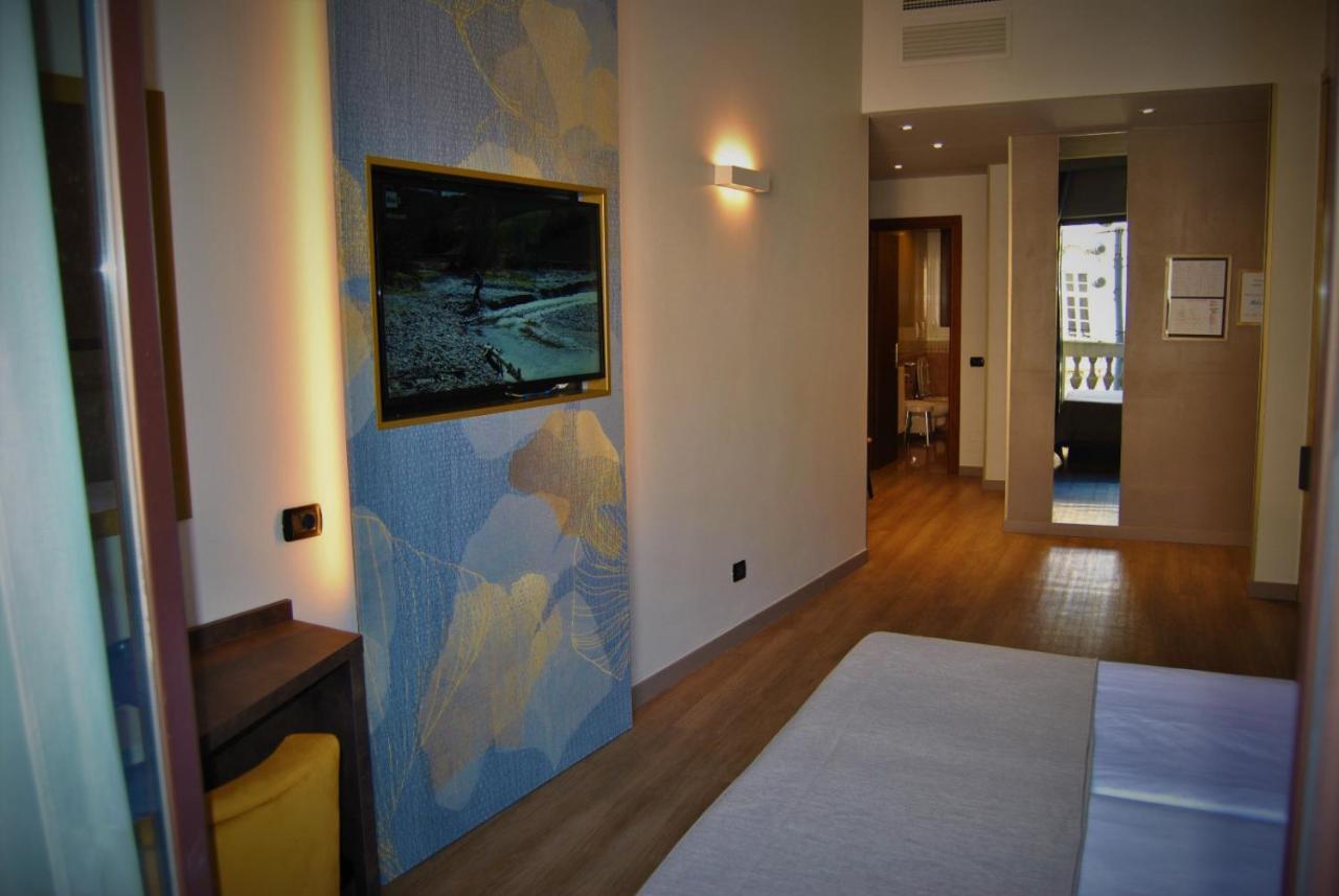 Mokinba Hotels King Milan Bagian luar foto