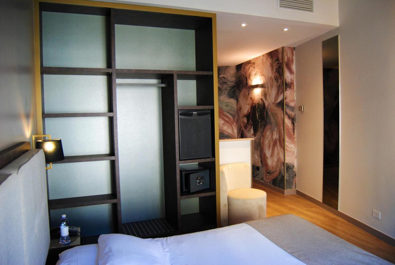 Mokinba Hotels King Milan Bagian luar foto